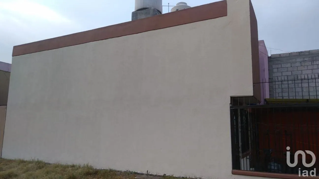Casa en Venta en Los Héroes Ecatepec Sección III, Ecatepec de Morelos, México | NEX-28619 | iad México | Foto 3 de 10