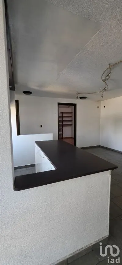 Departamento en Venta en Volcanes, Nezahualcóyotl, México | NEX-301176 | iad México | Foto 2 de 12