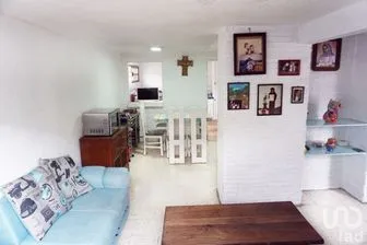 NEX-37516 - Casa en Venta, con 5 recamaras, con 2 baños, con 116 m2 de construcción en La Pradera, CP 07500, Ciudad de México.