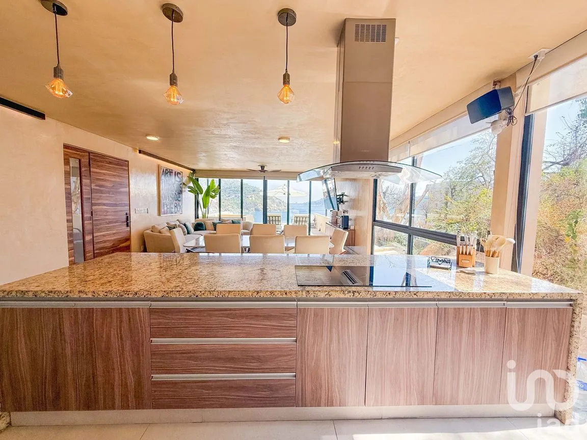 Casa en Venta en Brisas del Marqués, Acapulco de Juárez, Guerrero | NEX-283485 | iad México | Foto 2 de 15