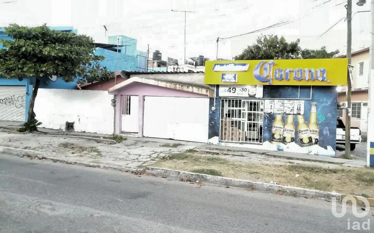 Casa en Venta en 24 de Junio, Tuxtla Gutiérrez, Chiapas | NEX-13742 | iad México | Foto 2 de 5