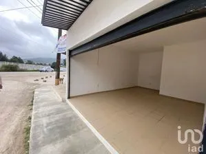 NEX-186490 - Local en Renta, con 24 m2 de construcción en Fátima, CP 29264, Chiapas.