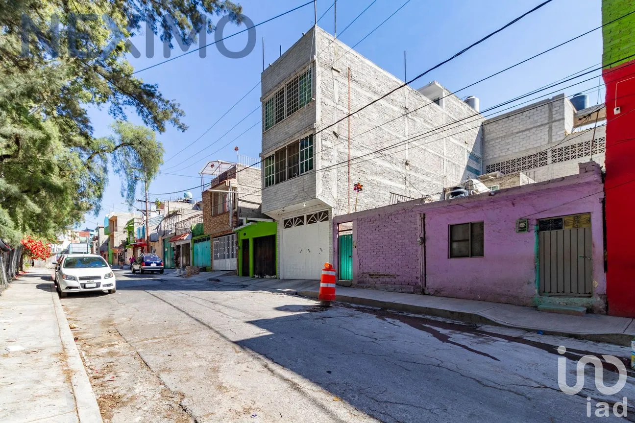 Casa en Venta en Álvaro Obregón, Iztapalapa, Ciudad de México | NEX-33551 | iad México | Foto 3 de 24
