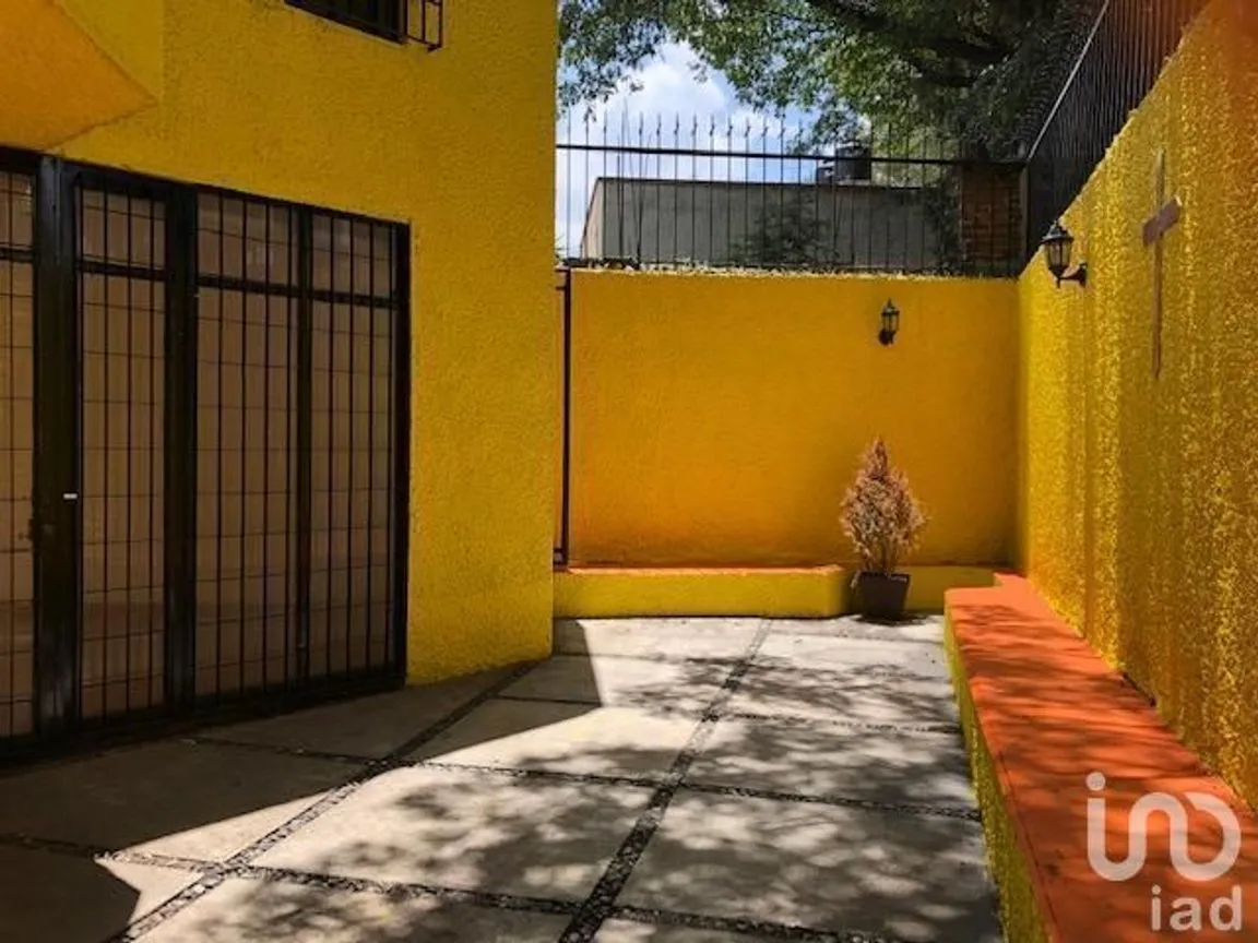 Casa en Renta en Del Carmen, Coyoacán, Ciudad de México | NEX-16568 | iad México | Foto 1 de 24