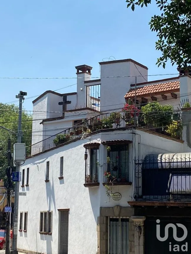 Casa en Venta en La Concepción, Coyoacán, Ciudad de México | NEX-43065 | iad México | Foto 2 de 37