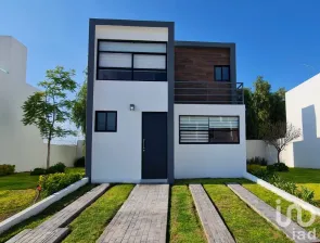 NEX-51942 - Casa en Venta, con 3 recamaras, con 3 baños, con 84 m2 de construcción en Residencial la Vista, CP 76904, Querétaro.