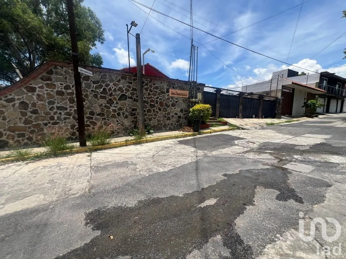 Casa en Venta en Analco, Cuernavaca, Morelos | NEX-236962 | iad México | Foto 1 de 12