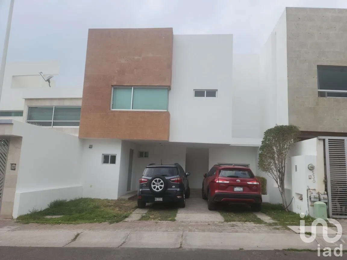 Casa en Renta en Residencial El Refugio, Querétaro, Querétaro | NEX-286605 | iad México | Foto 1 de 21