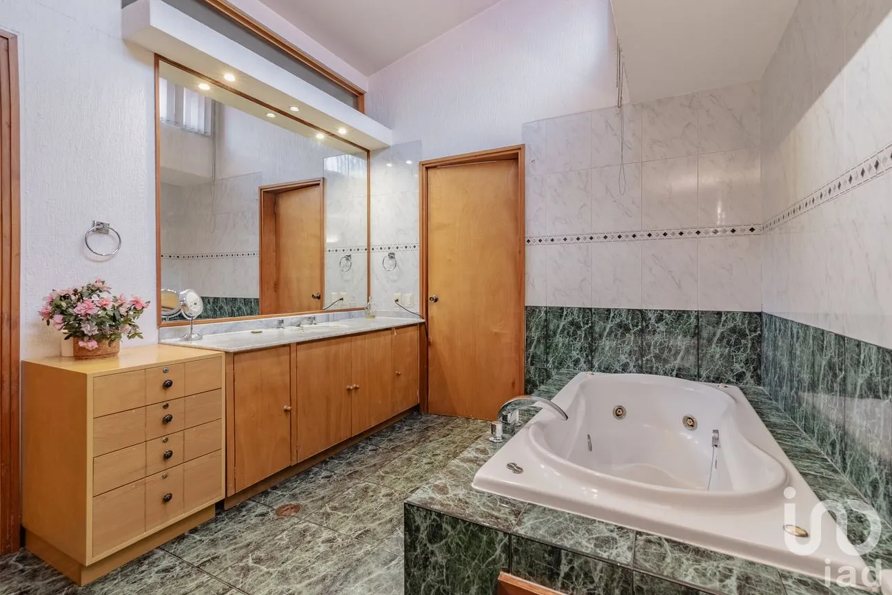Casa en Venta en Interlomas, Huixquilucan, México | NEX-253709 | iad México | Foto 14 de 16
