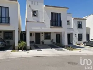 NEX-161312 - Casa en Venta, con 3 recamaras, con 3 baños, con 145 m2 de construcción en Provenza Residencial, CP 76246, Querétaro.