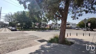 NEX-188488 - Casa en Venta, con 3 recamaras, con 3 baños, con 307 m2 de construcción en Cimatario, CP 76030, Querétaro.