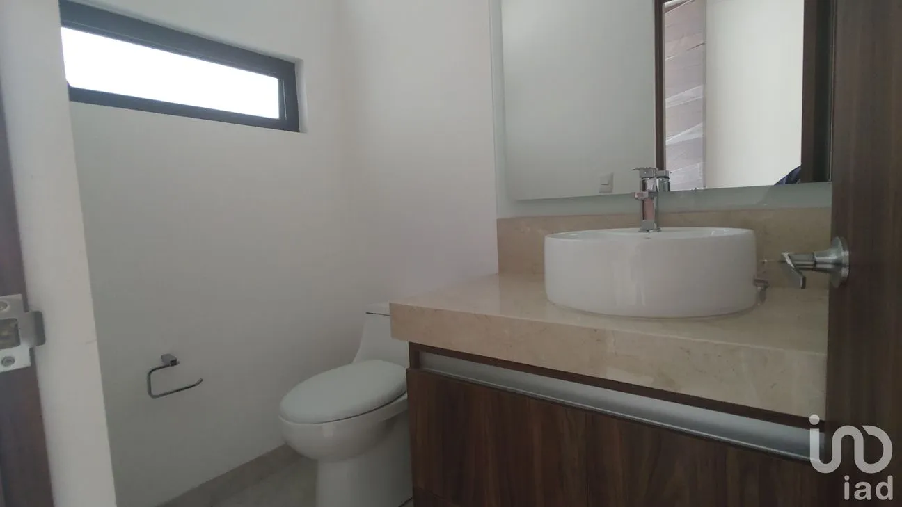 Casa en Venta en Pueblo Nuevo, Corregidora, Querétaro | NEX-192475 | iad México | Foto 3 de 17