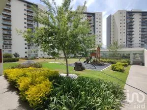 NEX-209738 - Departamento en Renta, con 2 recamaras, con 2 baños, con 94 m2 de construcción en Residencial El Refugio, CP 76146, Querétaro.