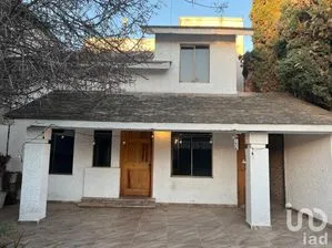 NEX-220181 - Casa en Venta, con 3 recamaras, con 2 baños, con 210 m2 de construcción.
