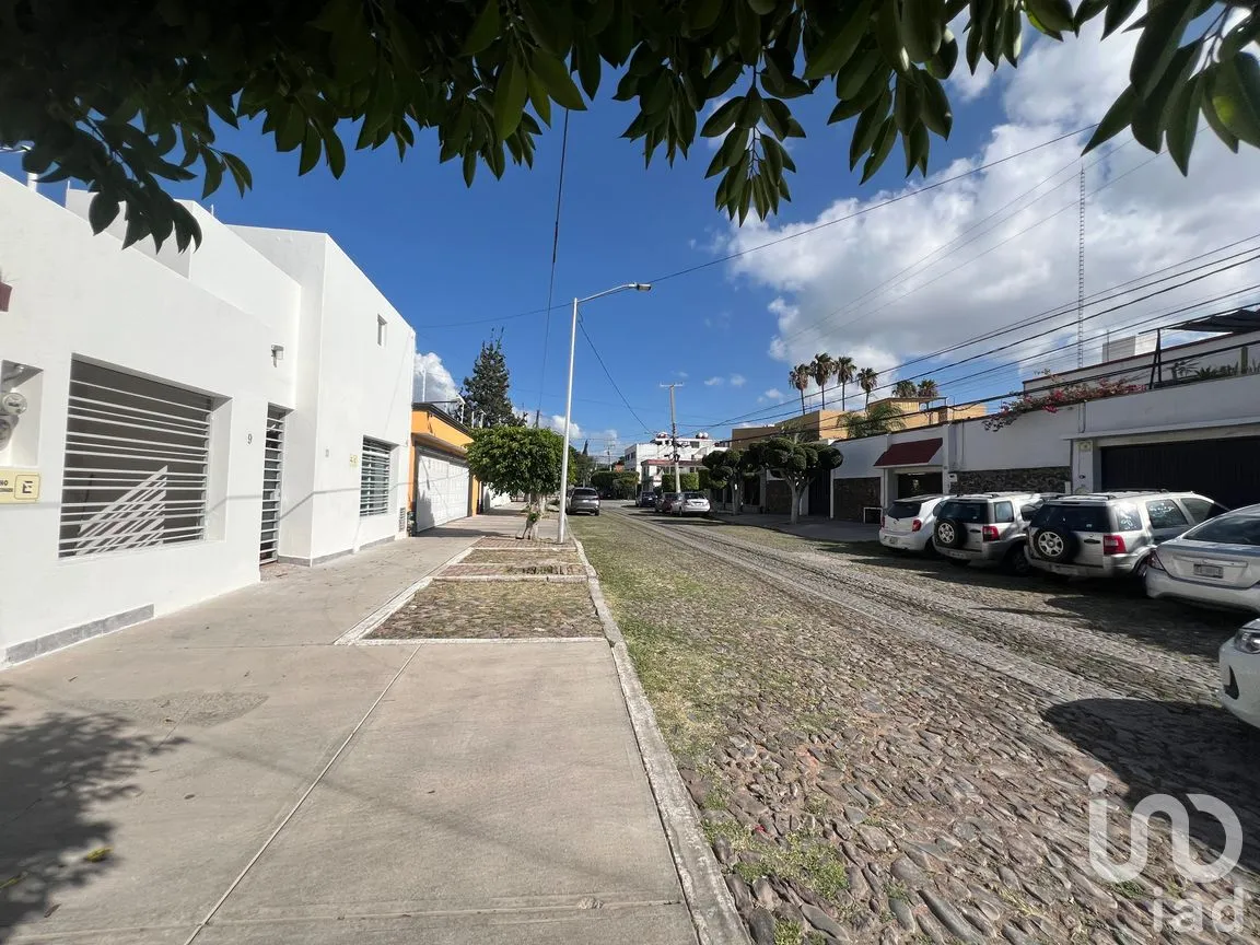 Casa en Venta en Cimatario, Querétaro, Querétaro | NEX-254815 | iad México | Foto 3 de 28