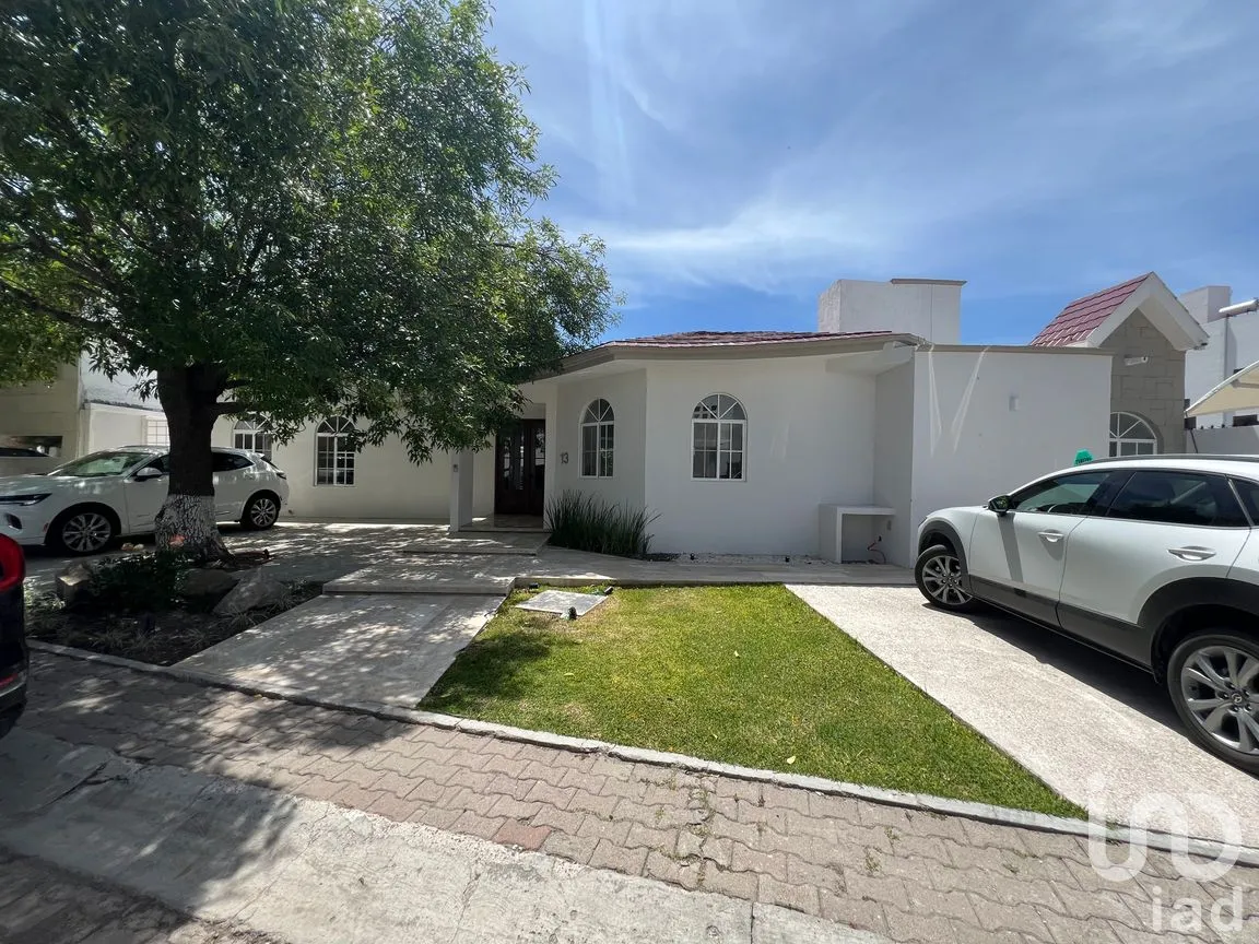 Casa en Venta en Ampliación Huertas del Carmen, Corregidora, Querétaro | NEX-255532 | iad México | Foto 2 de 28