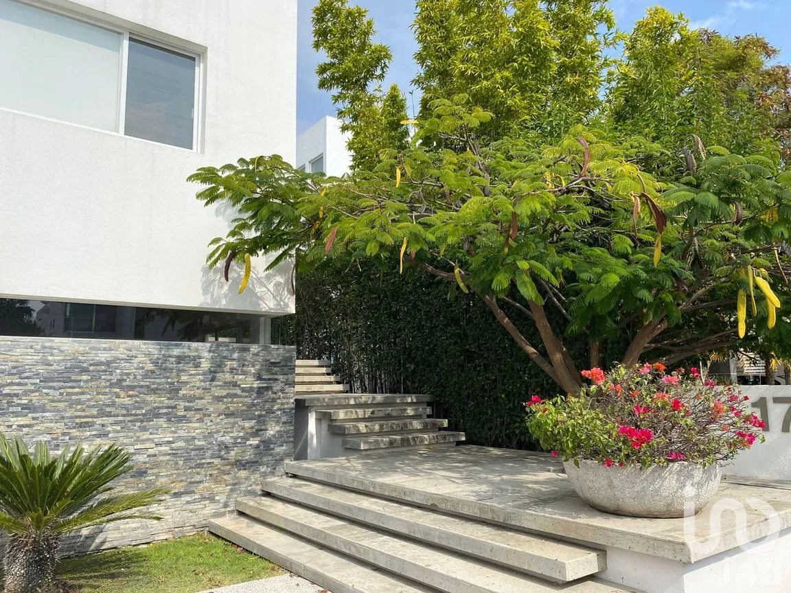 Casa en Venta en Jurica, Querétaro, Querétaro | NEX-262562 | iad México | Foto 3 de 28