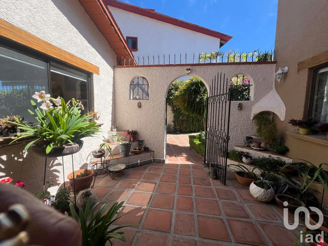 Casa en Venta en Vista Real y Country Club, Corregidora, Querétaro | NEX-287306 | iad México | Foto 1 de 46