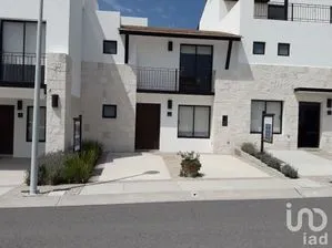 NEX-35270 - Casa en Venta, con 3 recamaras, con 2 baños, con 128 m2 de construcción en El Salitre, CP 76127, Querétaro.