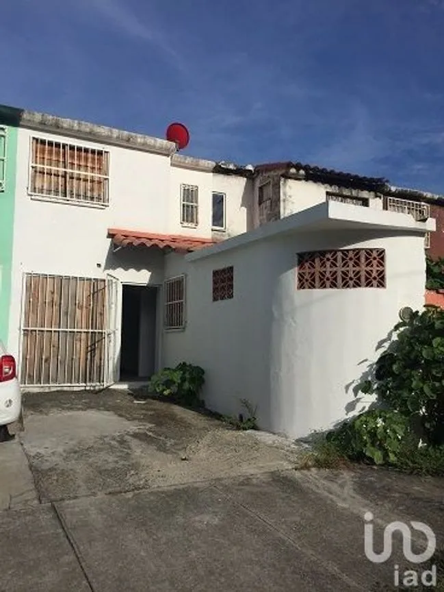 Casa en Venta en Geovillas los Pinos, Veracruz, Veracruz de Ignacio de la Llave | NEX-22363 | iad México | Foto 1 de 6