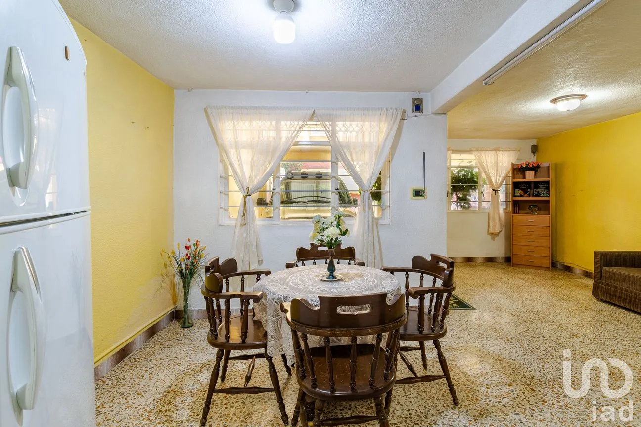 Casa en Venta en Francisco Villa, Álvaro Obregón, Ciudad de México | NEX-195117 | iad México | Foto 6 de 35