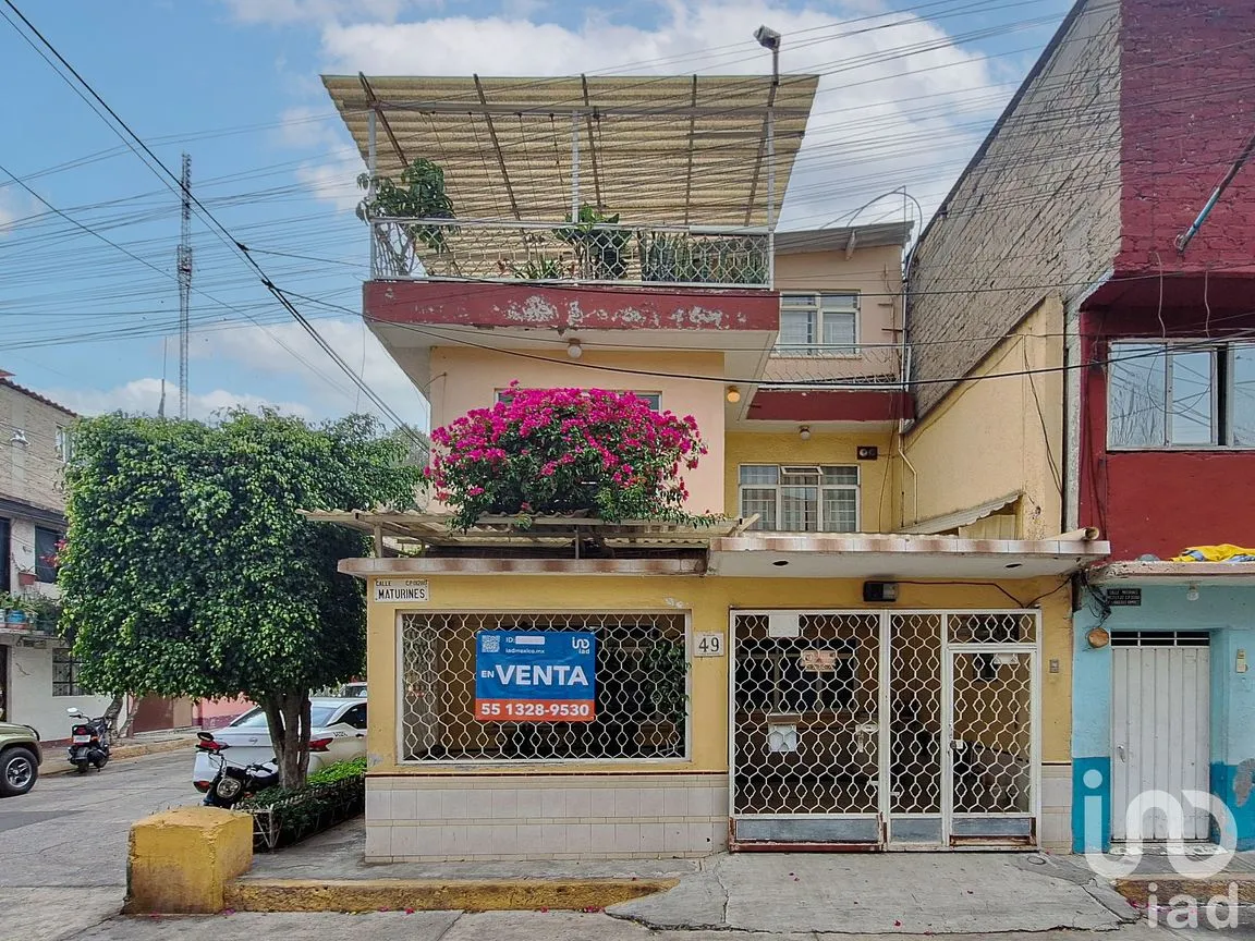 Casa en Venta en Francisco Villa, Álvaro Obregón, Ciudad de México | NEX-195117 | iad México | Foto 1 de 35