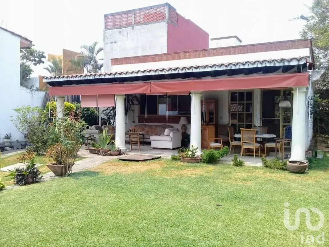 Casa en Venta en Jardín Tetela, Cuernavaca, Morelos | NEX-24050 | iad México | Foto 1 de 4