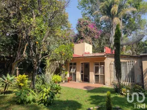 NEX-146568 - Casa en Venta, con 3 recamaras, con 3 baños, con 200 m2 de construcción en Rancho Cortes, CP 62120, Morelos.