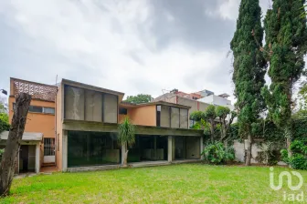 NEX-147660 - Casa en Venta, con 4 recamaras, con 4 baños, con 536 m2 de construcción en Letrán Valle, CP 03650, Ciudad de México.