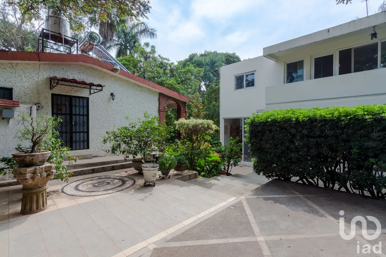 Casa en Venta en Vista Hermosa, Cuernavaca, Morelos | NEX-154824 | iad México | Foto 2 de 25