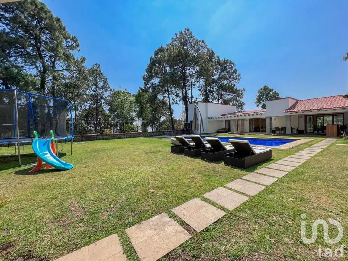 Casa en Venta en Del Bosque, Cuernavaca, Morelos | NEX-158998 | iad México | Foto 1 de 21