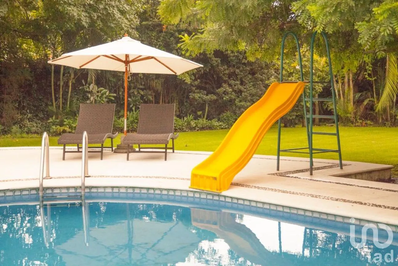 Casa en Venta en Jardines de Ahuatepec, Cuernavaca, Morelos | NEX-181172 | iad México | Foto 8 de 23