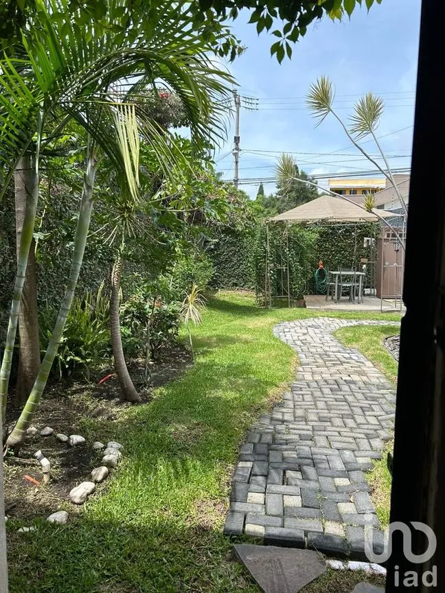 Casa en Venta en Lomas del Sol, Cuernavaca, Morelos | NEX-217210 | iad México | Foto 2 de 12