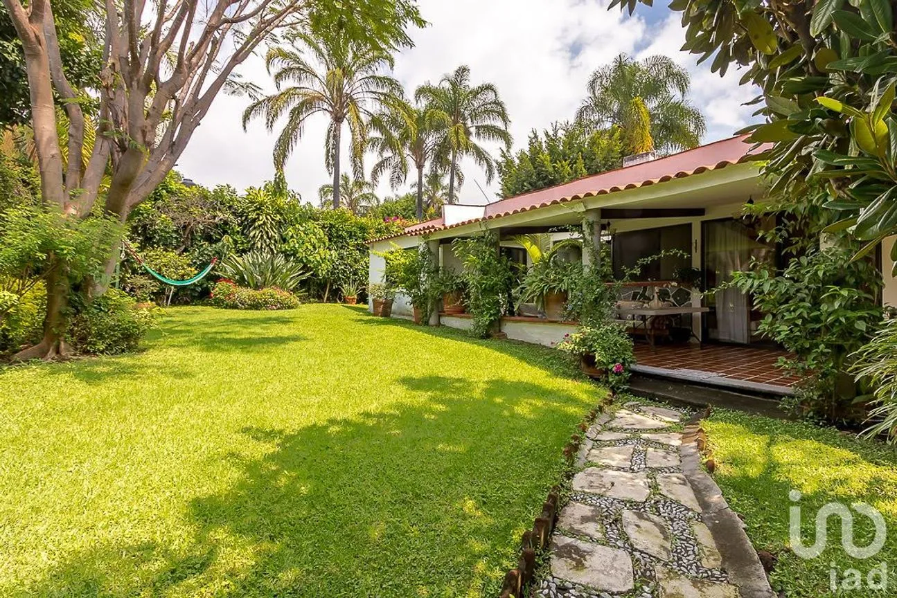 Casa en Venta en Delicias, Cuernavaca, Morelos | NEX-233098 | iad México | Foto 2 de 15