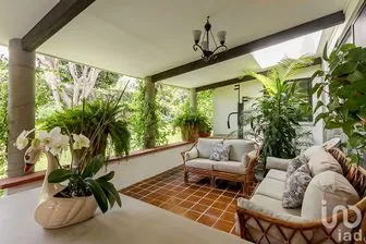 NEX-233098 - Casa en Venta, con 3 recamaras, con 3 baños, con 315 m2 de construcción.