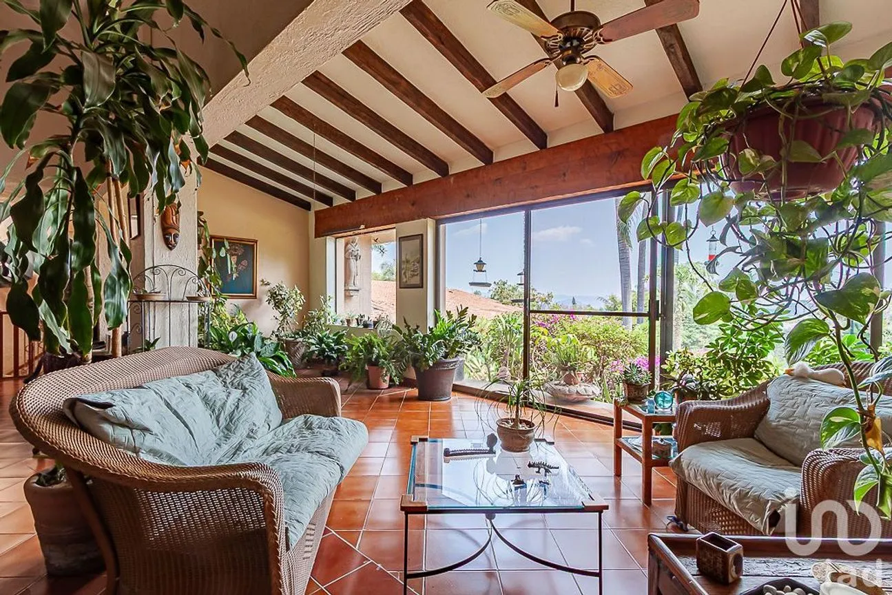 Casa en Venta en Vista Hermosa, Cuernavaca, Morelos | NEX-248549 | iad México | Foto 1 de 11