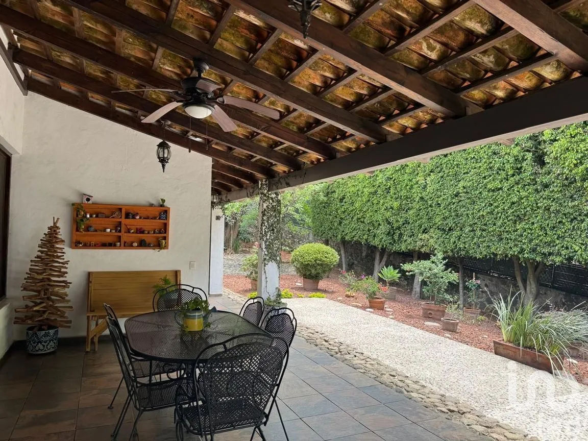 Casa en Venta en Rancho Cortes, Cuernavaca, Morelos | NEX-250180 | iad México | Foto 2 de 24