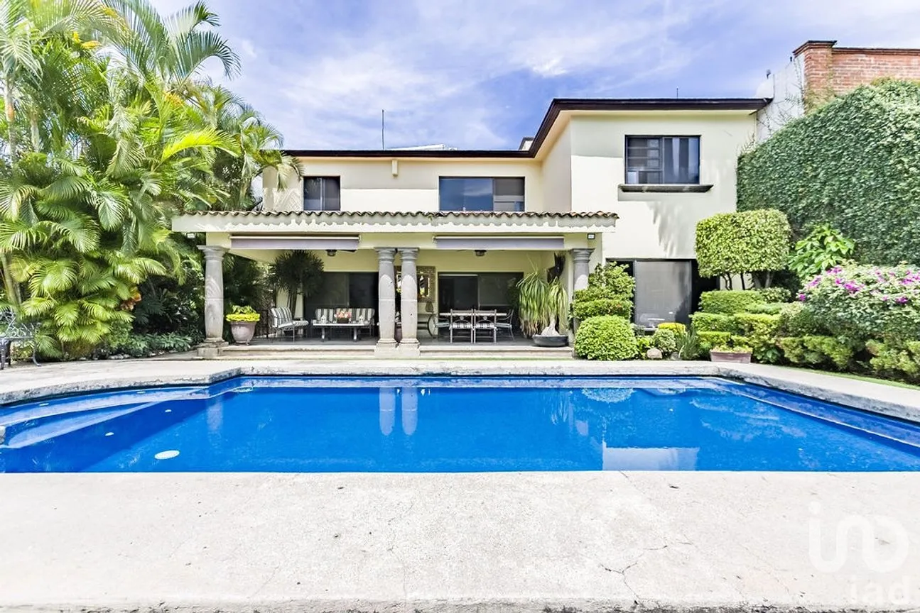 Casa en Venta en Vista Hermosa, Cuernavaca, Morelos | NEX-254705 | iad México | Foto 2 de 19