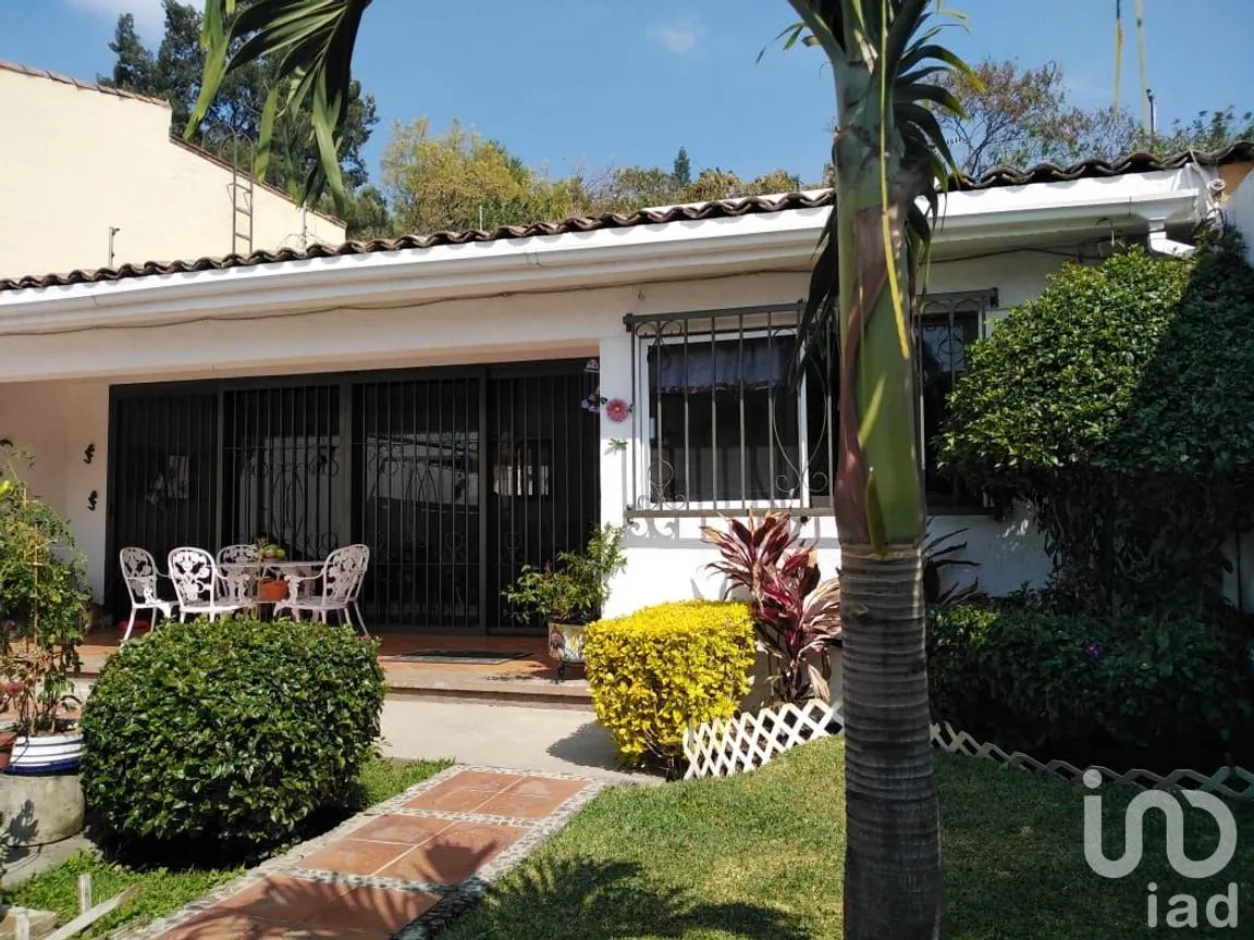 Casa en Venta en Lomas de Atzingo, Cuernavaca, Morelos | NEX-25674 | iad México | Foto 1 de 18