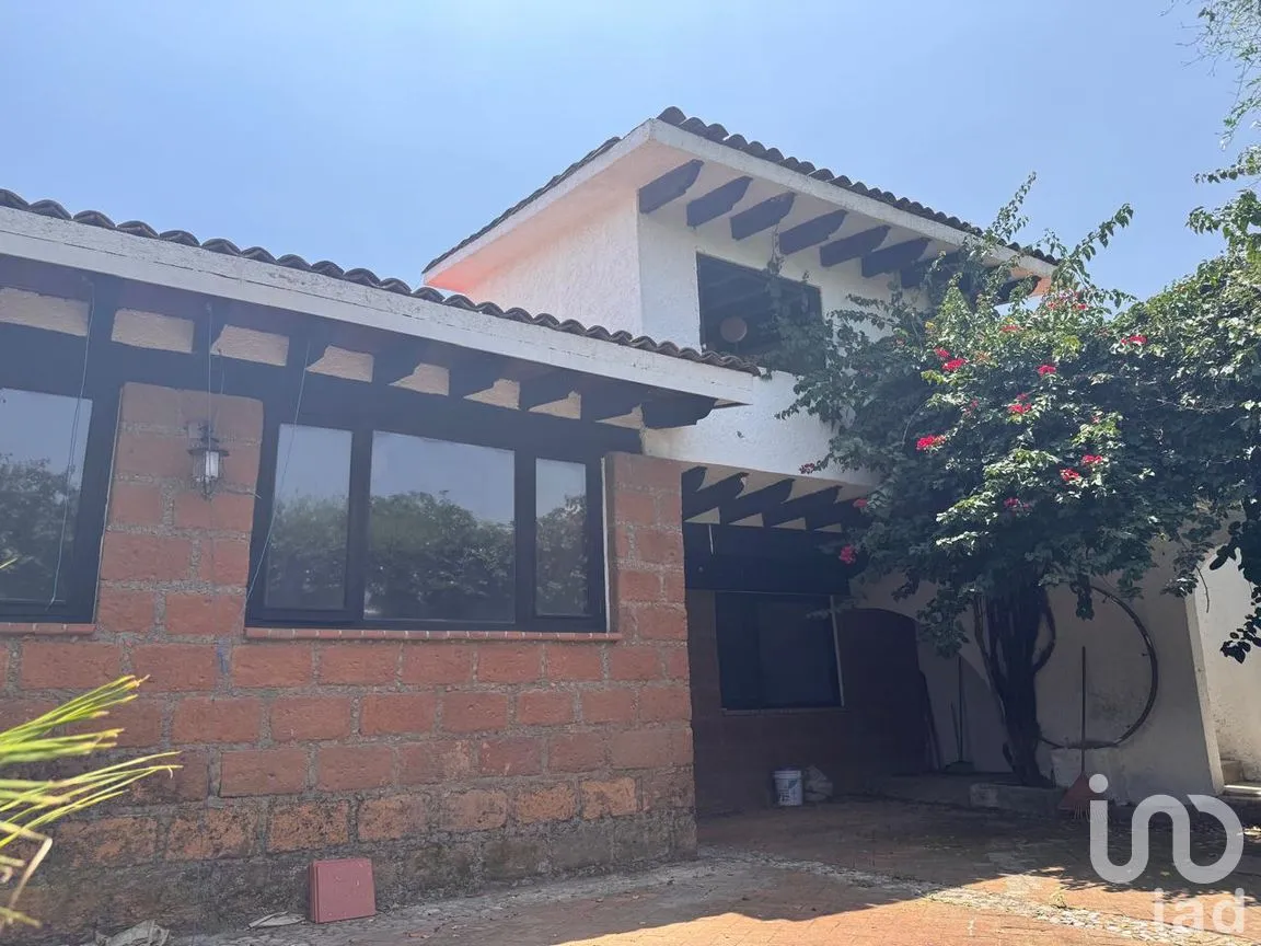 Casa en Venta en Bellavista, Cuernavaca, Morelos | NEX-304477 | iad México | Foto 2 de 21