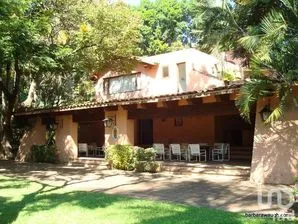 NEX-37312 - Casa en Renta, con 6 recamaras, con 8 baños, con 8643 m2 de construcción en Pedregal de las Fuentes, CP 62554, Morelos.