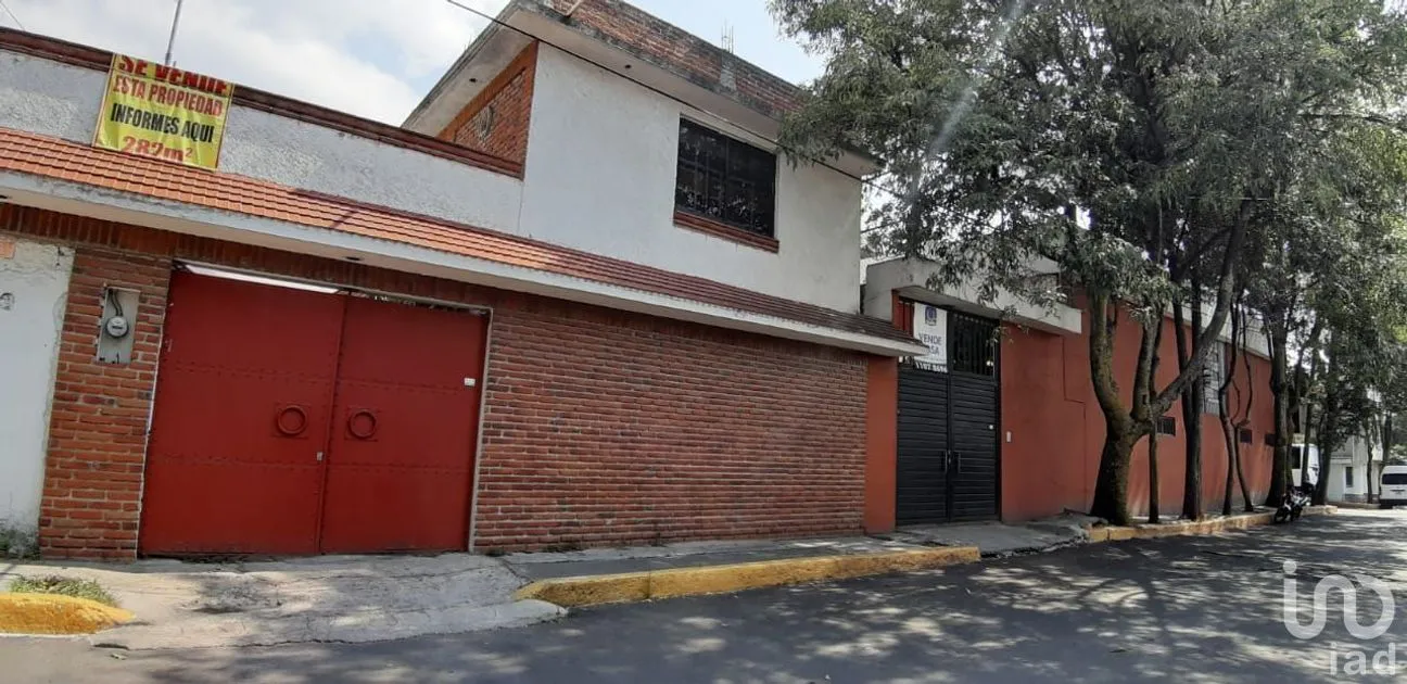 Casa en Venta en San José de los Cedros, Cuajimalpa de Morelos, Ciudad de México | NEX-30684 | iad México | Foto 2 de 13