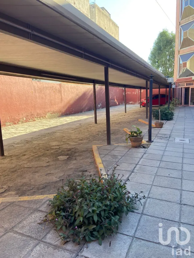 Oficina en Renta en Jardines del Moral, León, Guanajuato | NEX-158906 | iad México | Foto 3 de 15