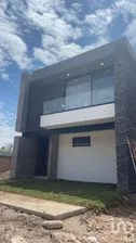 NEX-57343 - Casa en Venta, con 2 recamaras, con 2 baños, con 201 m2 de construcción en Lagunillas, CP 37669, Guanajuato.