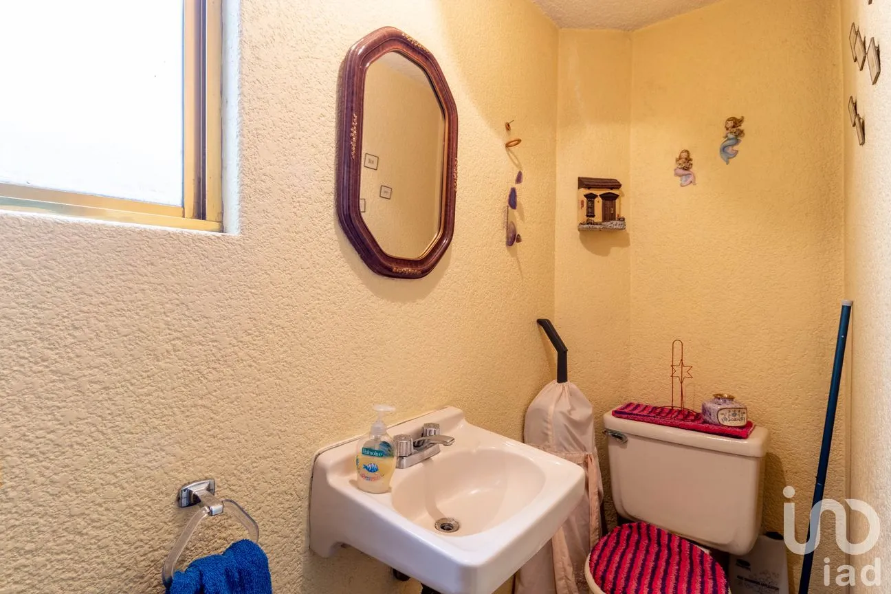 Casa en Venta en Residencial Villa Coapa, Tlalpan, Ciudad de México | NEX-149375 | iad México | Foto 12 de 26