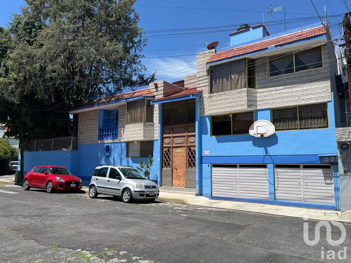 Casa en Venta en Residencial Villa Coapa, Tlalpan, Ciudad de México | NEX-149375 | iad México | Foto 1 de 26
