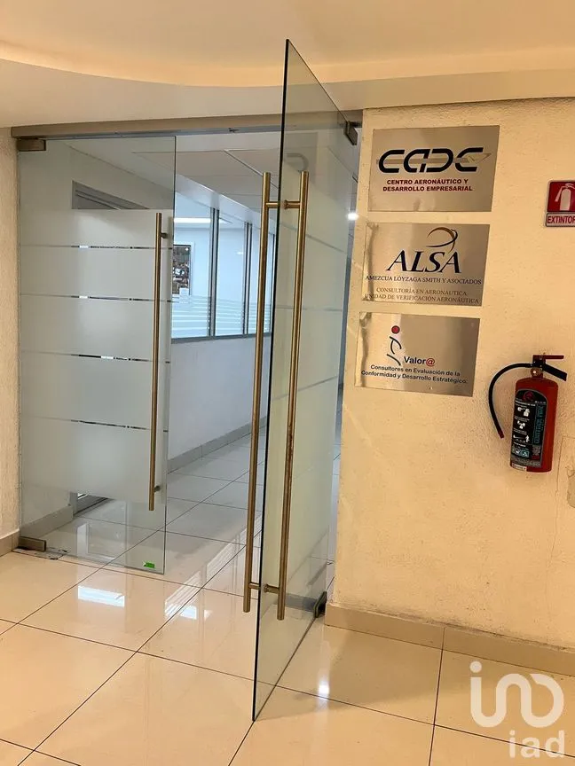 Oficina en Renta en San Rafael, Cuauhtémoc, Ciudad de México | NEX-243763 | iad México | Foto 13 de 16