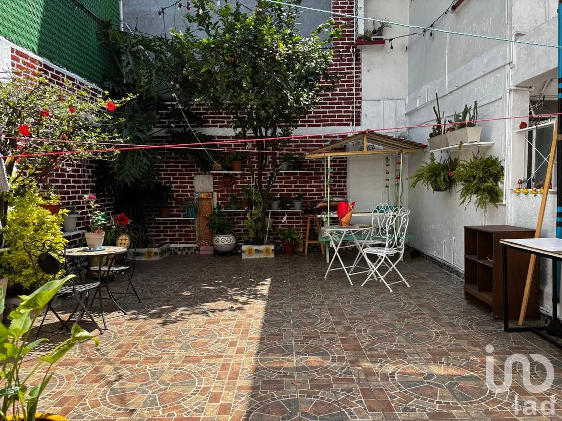 Casa en Venta en Copilco Universidad, Coyoacán, Ciudad de México | NEX-292545 | iad México | Foto 2 de 19