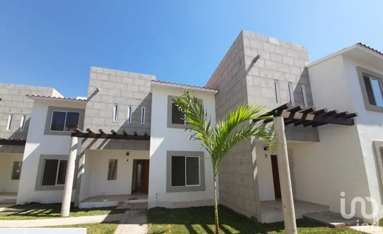 Casa en Venta en San Miguel Acapantzingo, Cuernavaca, Morelos