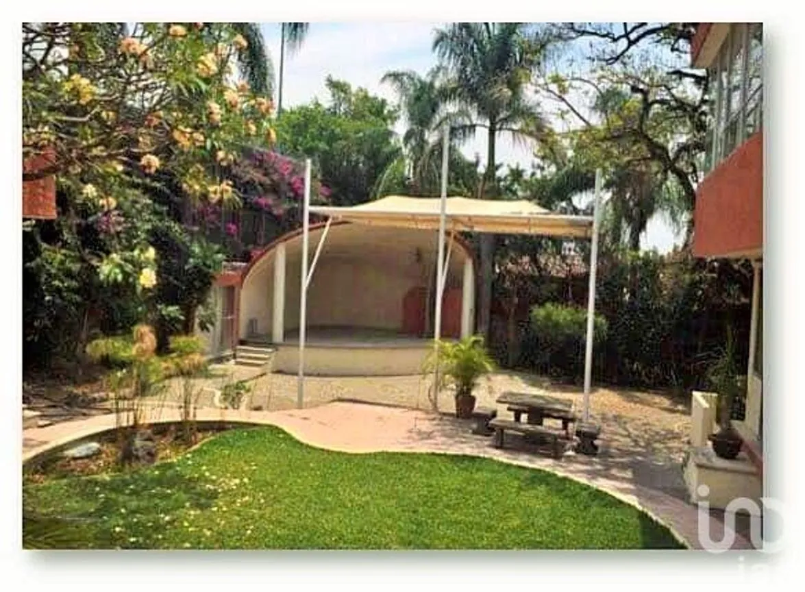 Casa en Venta en Delicias, Cuernavaca, Morelos | NEX-29768 | iad México | Foto 2 de 9